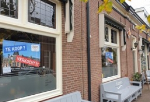 Dorp Hoonhorst neemt dorpskroeg Kappers over. ‘Kappers, ons café’