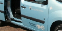 De dorpsdeelauto gaat naar de markt. Gaat u mee?