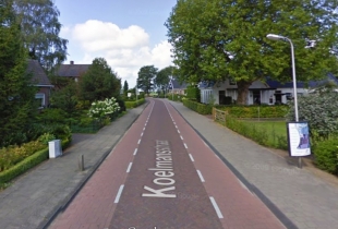 Parkeren op het trottoir in de Koelmansstraat