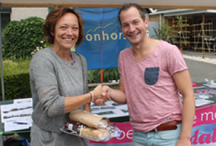 Mike Niens 300ste lid Plaatselijk Belang Hoonhorst